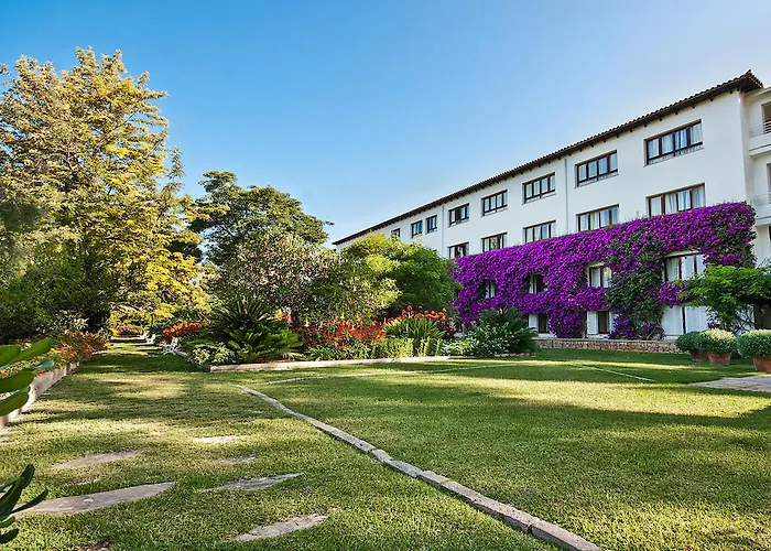 Otel Formentor, A Royal Hideaway