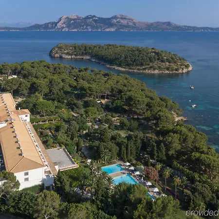 Otel Formentor, A Royal Hideaway