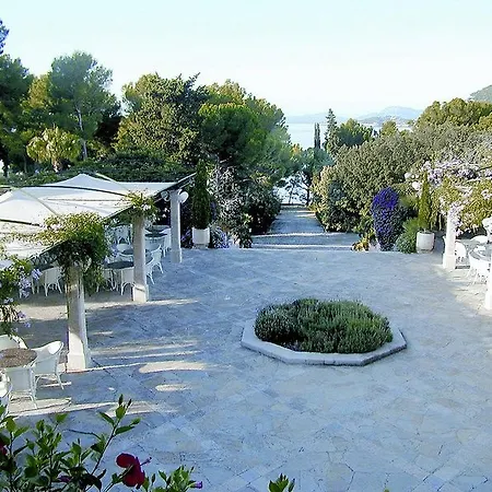 Hotel Formentor, A Royal Hideaway 5*