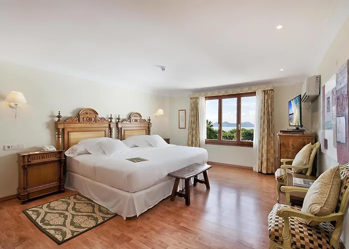 Готель Formentor, A Royal Hideaway Порт-де-Польєнса
