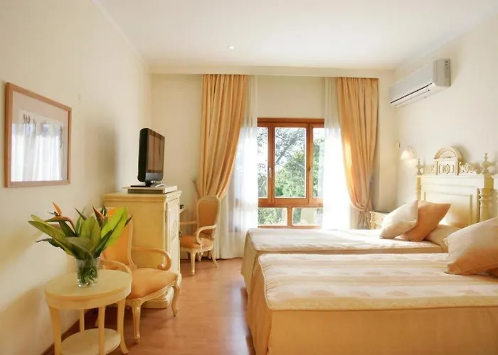 Formentor, A Royal Hideaway Готель Порт-де-Польєнса